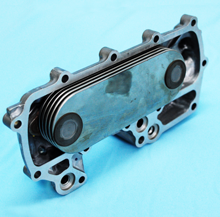 pic_engine_oil_01-430x424